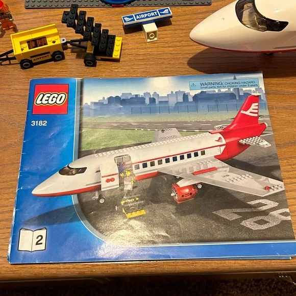 LEGO City Airport Terminal and Passenger Plane Set 3182 Retired